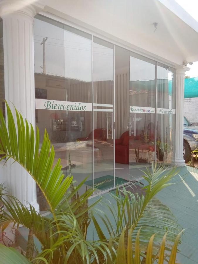 Remember Py Hotel Luque Exterior foto
